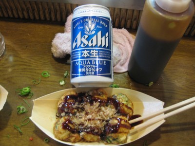 takoyaki and beer, mmmmmm